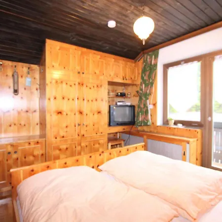 Holiday home Beautiful And Large House In Hiking And Skiing Area Innerkrems With Sauna And Hot Tub